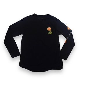 Fresh Laundry Savage Rose Graphic Long Sleeve T Shirt Medium